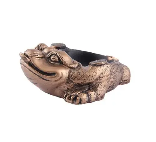 

Fashion Creative Home and Office Decor Tradition Chinese Toads Resin Ashtray