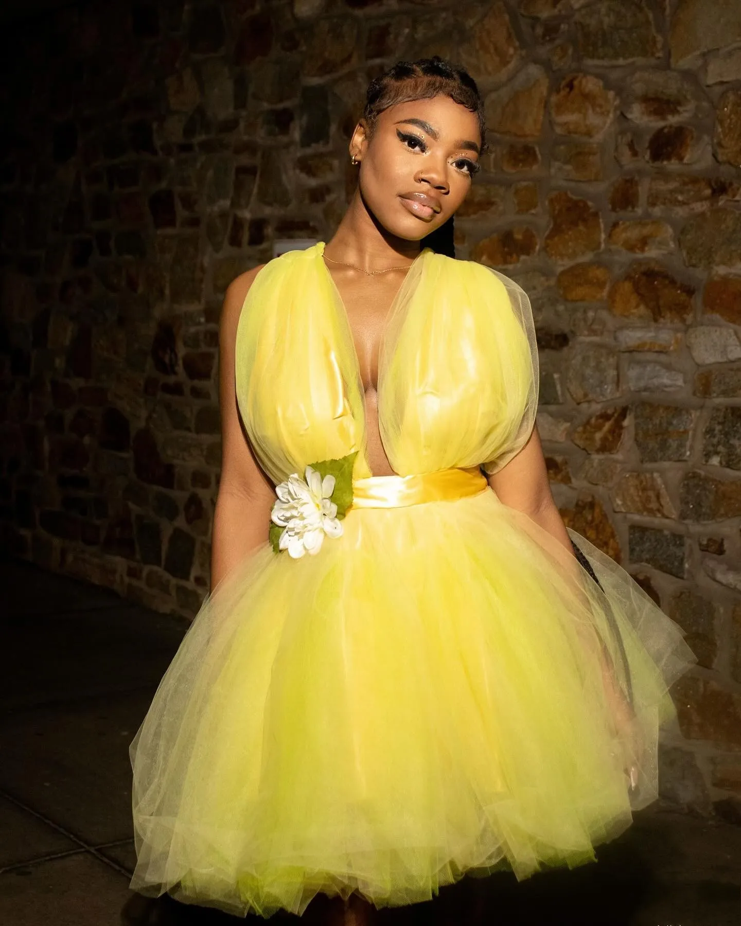 Yellow Backless Puffy Midi Tulle Women Dresses To Birthday Party Handmade Flower Sash Deep V-neck Sexy African Women Dress