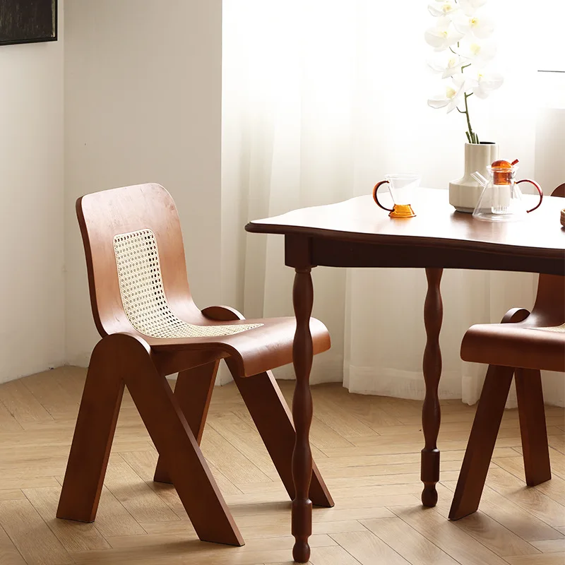 Retro C-Shape Chair, French Luxury Dining Seat, Rattan Leisure Stool, Creative Bedroom Vanity