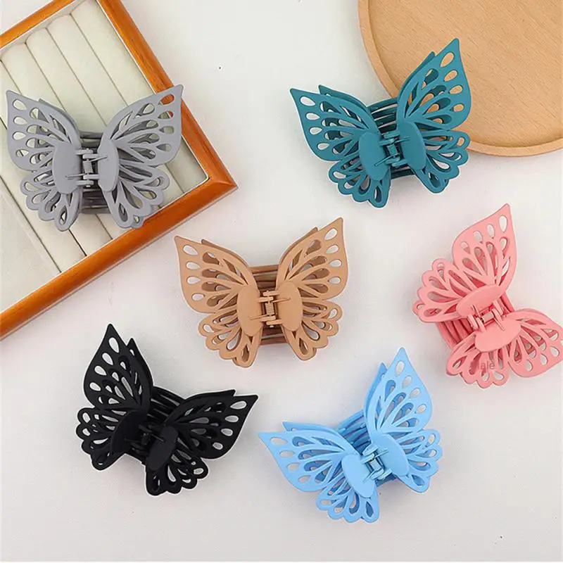 Extra Large Hollow Butterfly Hair Claw Clips Women Back Head Hairclip Barrettes Fashion Acrylic Bath Clip Headdress