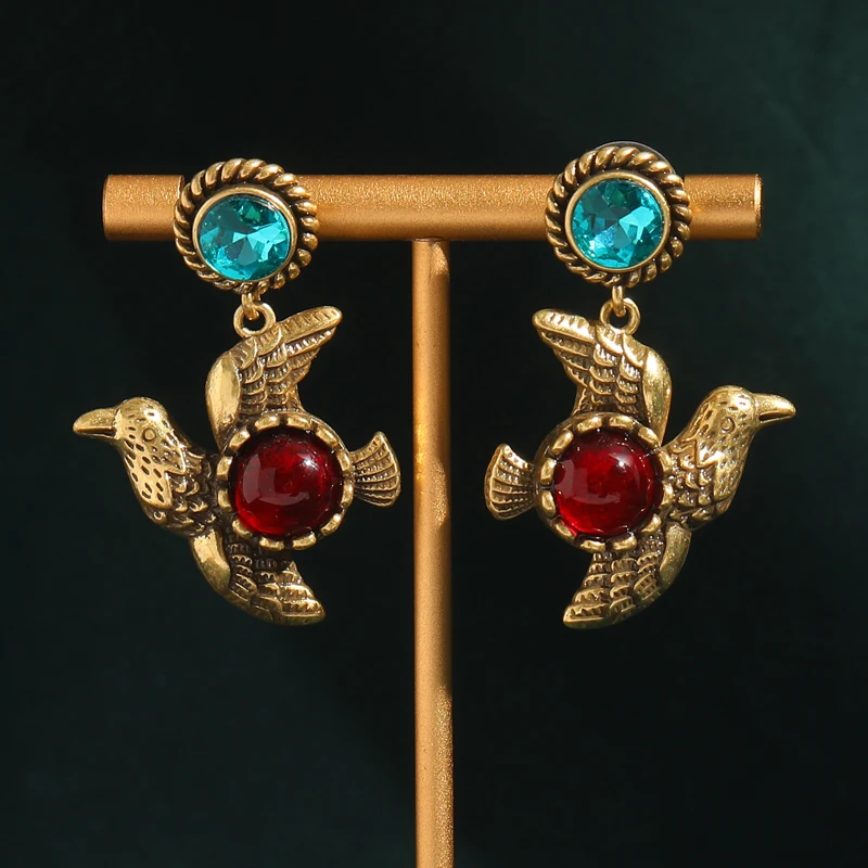 Vintage Red Natural Stone Bird Dangle Earrings for Woman Christmas Blue Crystal Drop Luxury Gold Color Antique Jewelry 2024