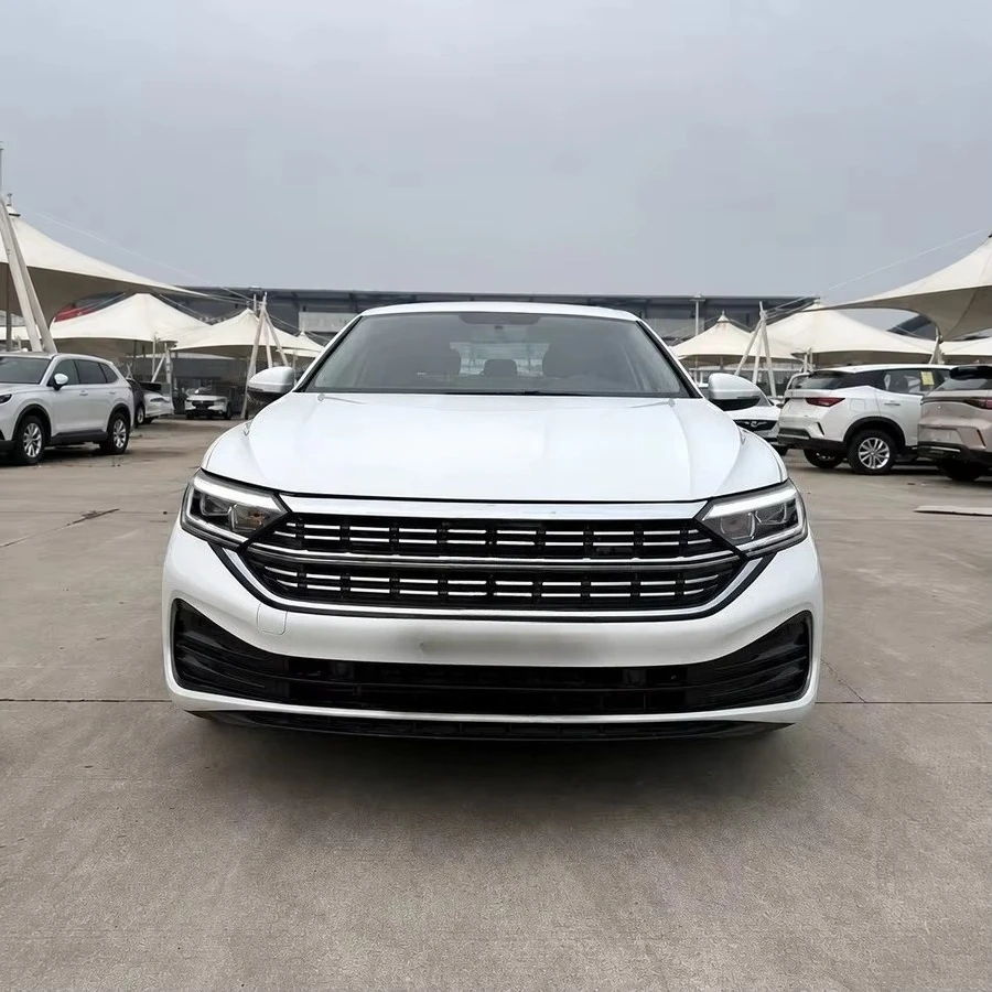 2023 Sagitar Beyond 300TSI 1.5T 7DCT Automatic FWD Panoramic Sunroof 10 Color Ambient Light Cars for Sale