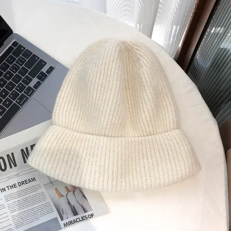 Fashionable Knitted Stacking Hat, Big Head Circumference Display Face Small Hat, Loose Cold Hat, Women's Warm Ear Protection Hat