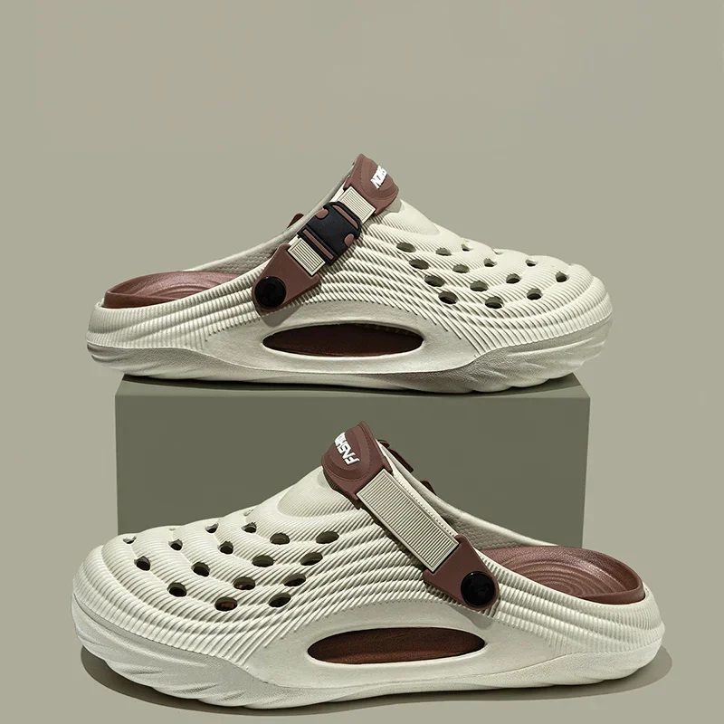 Modische 2026 Mix-Farben Herren Bequeme Dicke Plateau-Clogs Sommer Strand Outdoor Paar-Hausschuhe Weiche Sohle EVA Sandalen Slides