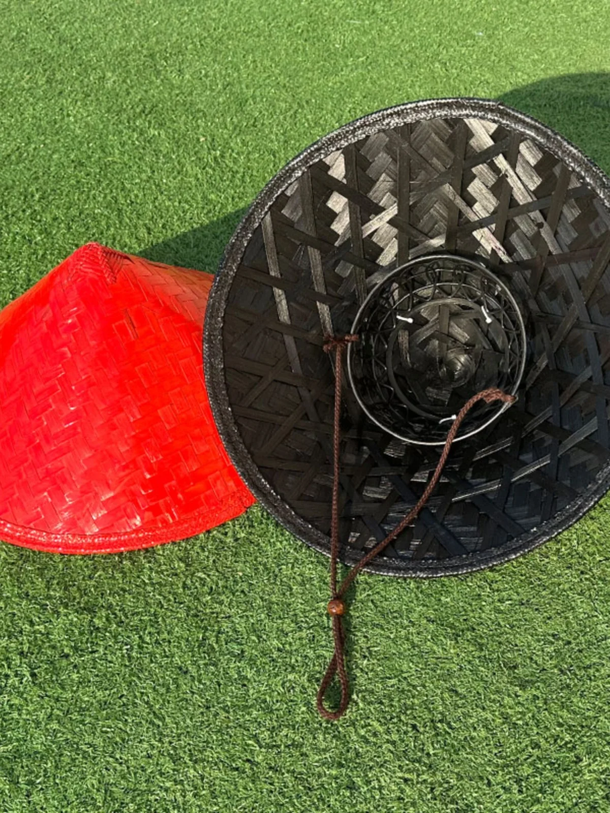 

Черная бамбуковая тканая шляпа для боевых искусств для мужчин и женщин, реквизит для выступлений на сцене, солнцезащитная кепка с большими полями для всех сезонов ex