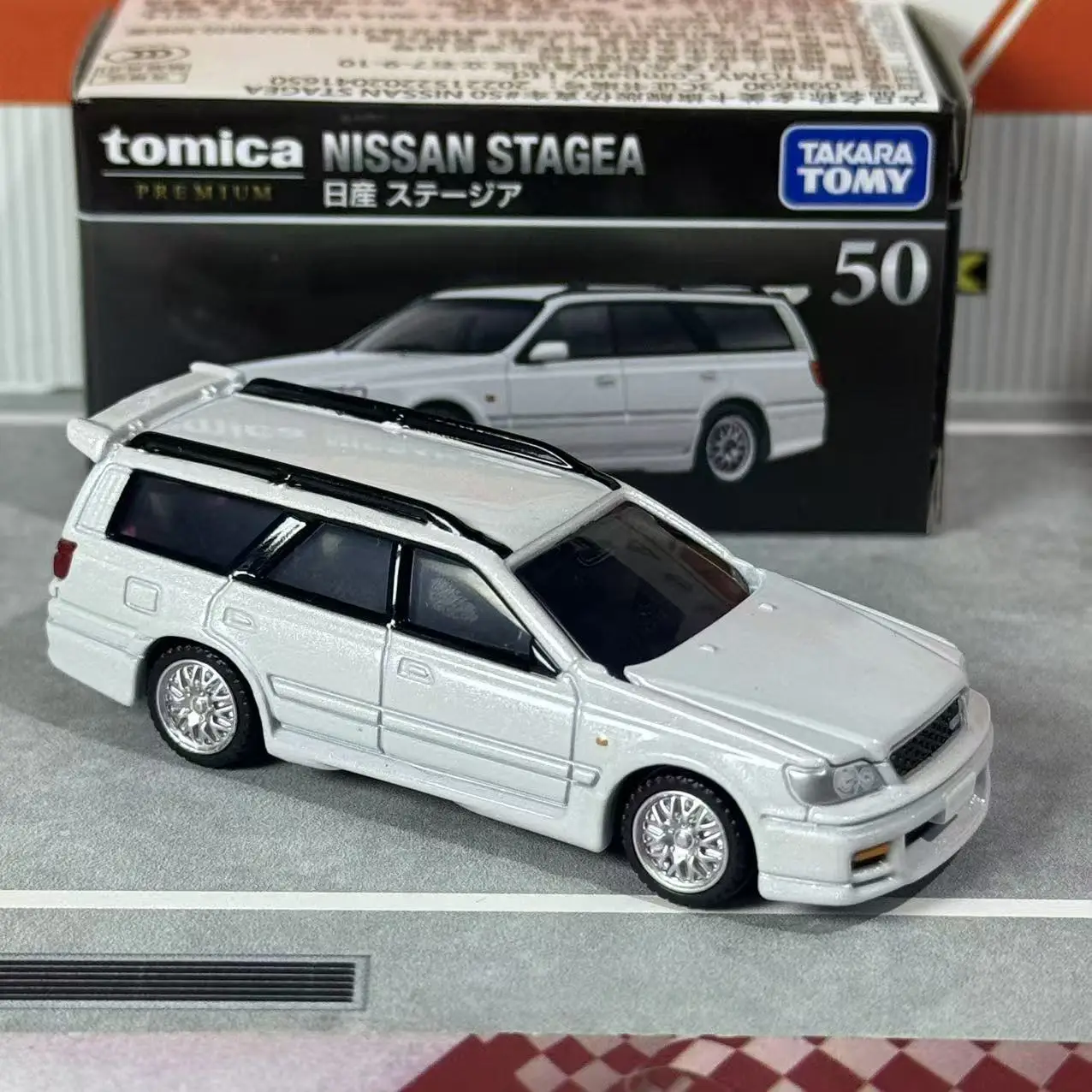 Takara Tomy Tomica Premium 50 Nissan Stage A Mini Car Toy Alloy
