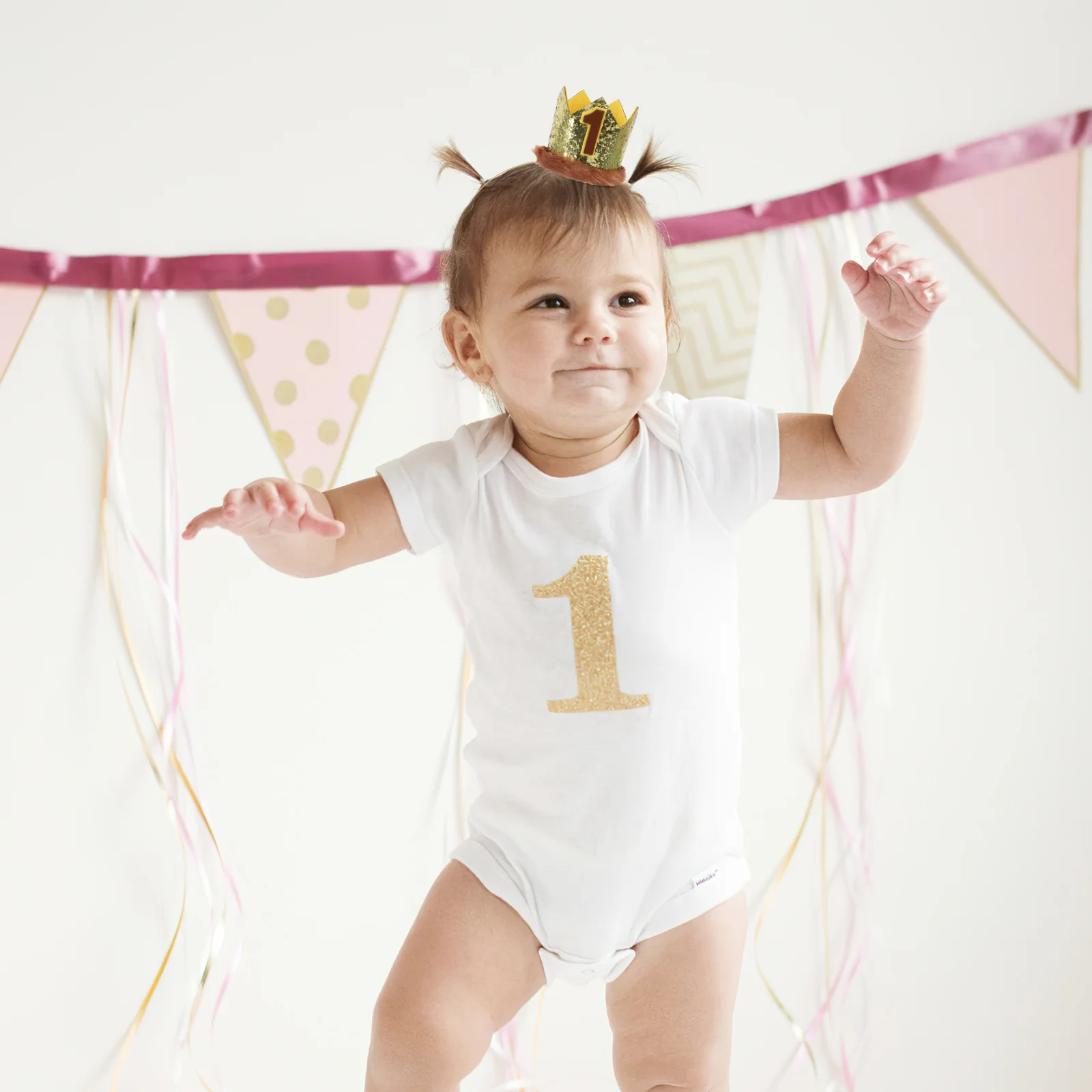 

Elegant Gold Glitter Crown for Baby Birthday Party Felt Headwear Kids Celebration Hat 1St Birthday Photo Prop Accessory