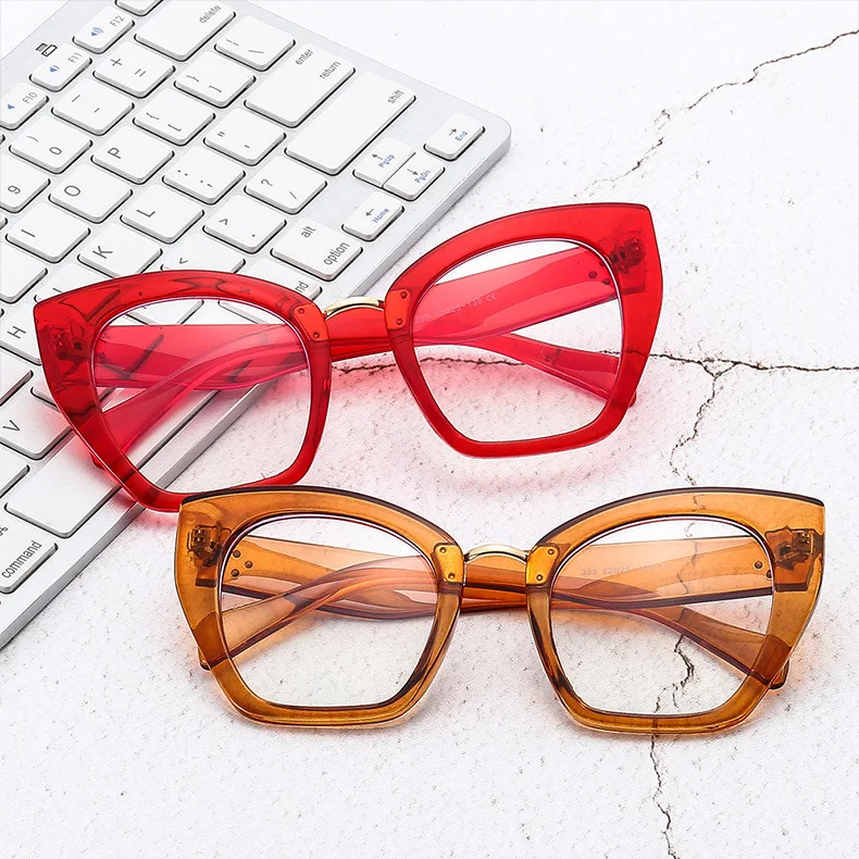 Rote Lesebrille im Cat-Eye-Design mit Blaulichtfilter, Transparenter Brillenrahmen, Übergroße Computerbrille – Detail 6