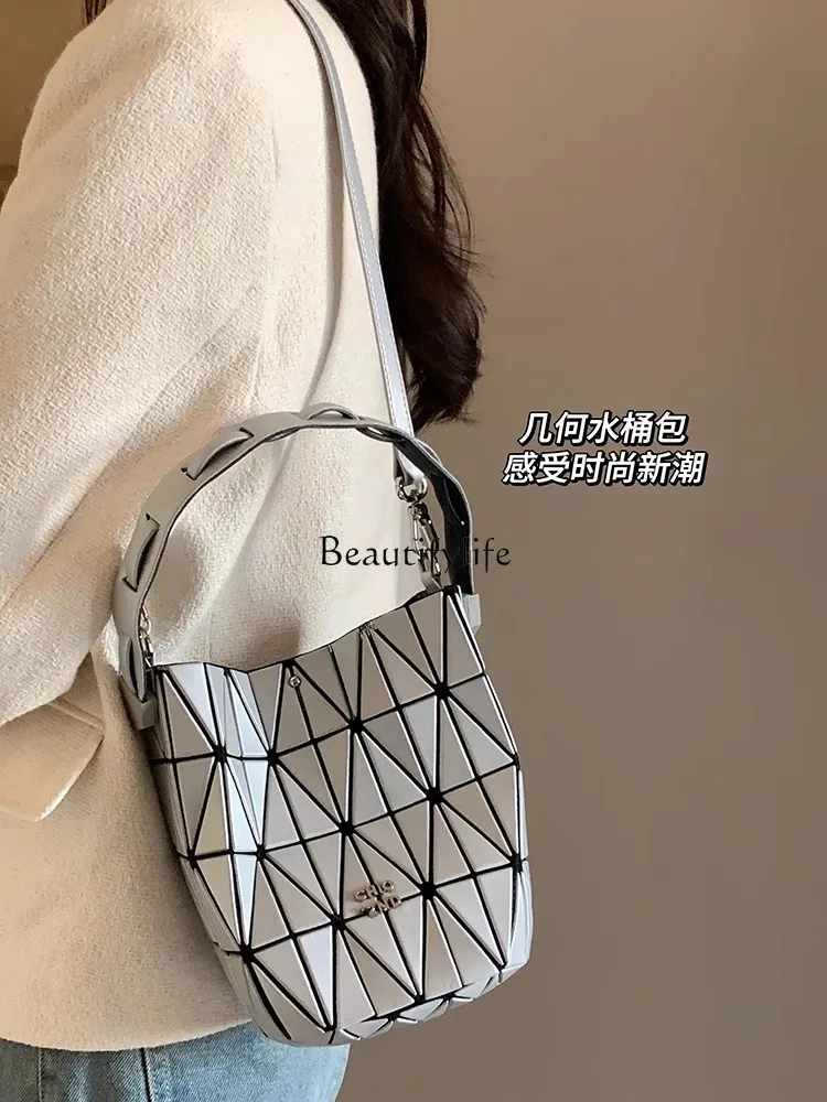 Geometric Folding Bucket Bag, Portable Shoulder Messenger Bag, Special-Interest Design