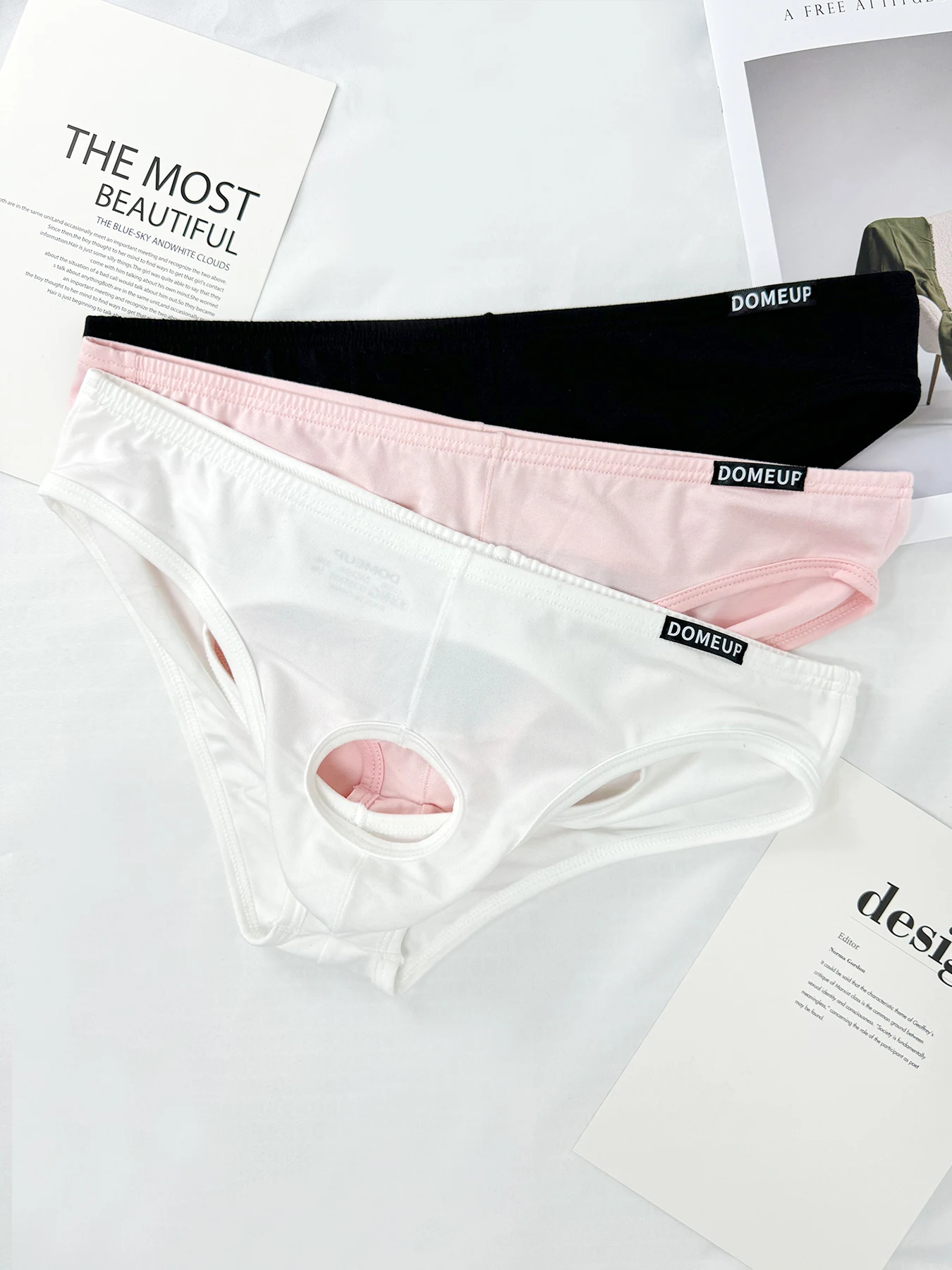 

1PC Sexy men's triangle pants with front and back holes, hip lifting thong, comfortable and breathable sports bikini underwear