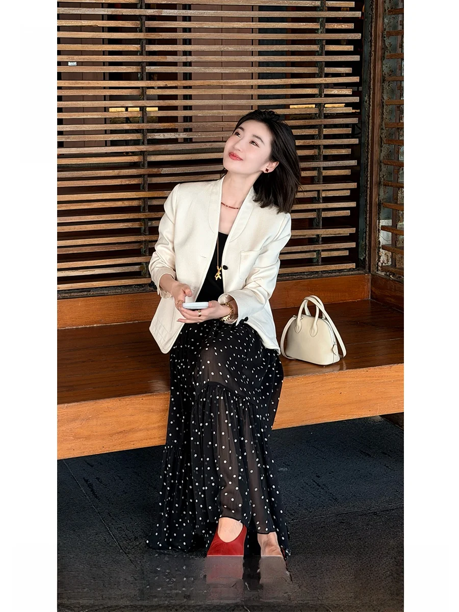 

Loose Casual Women's Suit Jaet Spring 2026 LAN Scarlett Faion Polyester Long Sve One Button Closure Ladies