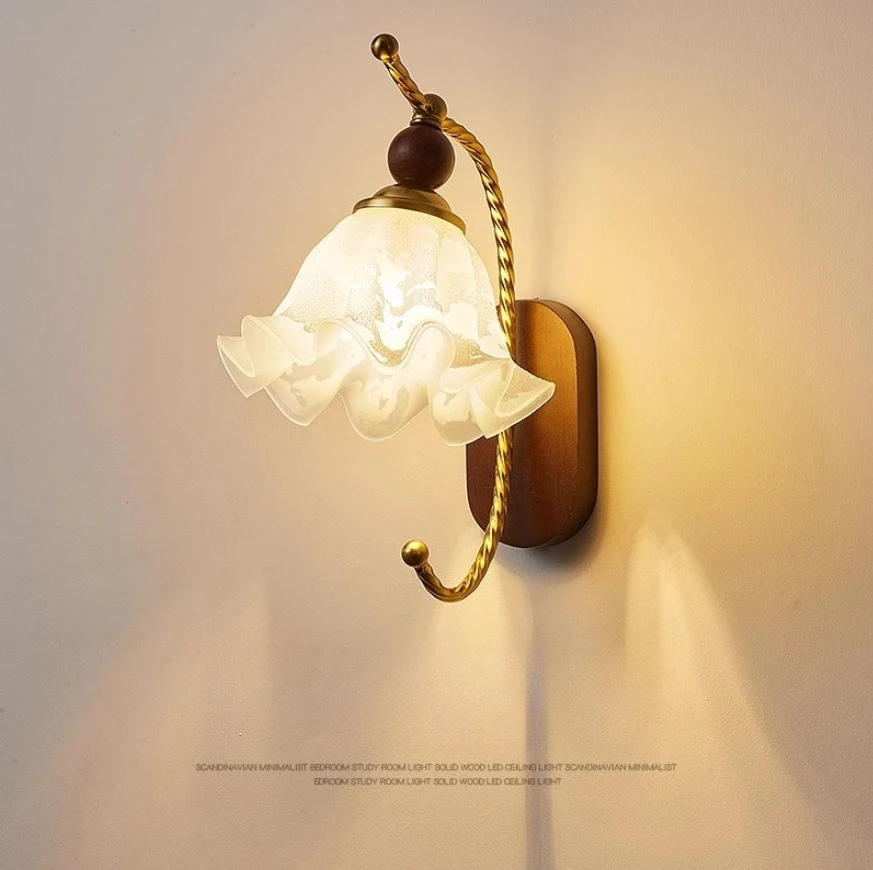 

Vintage Bedroom Bedside Lamp Retro Walnut Wood Glass High-end and Warm Bedroom Bedside Corridor Lighting Fixtures