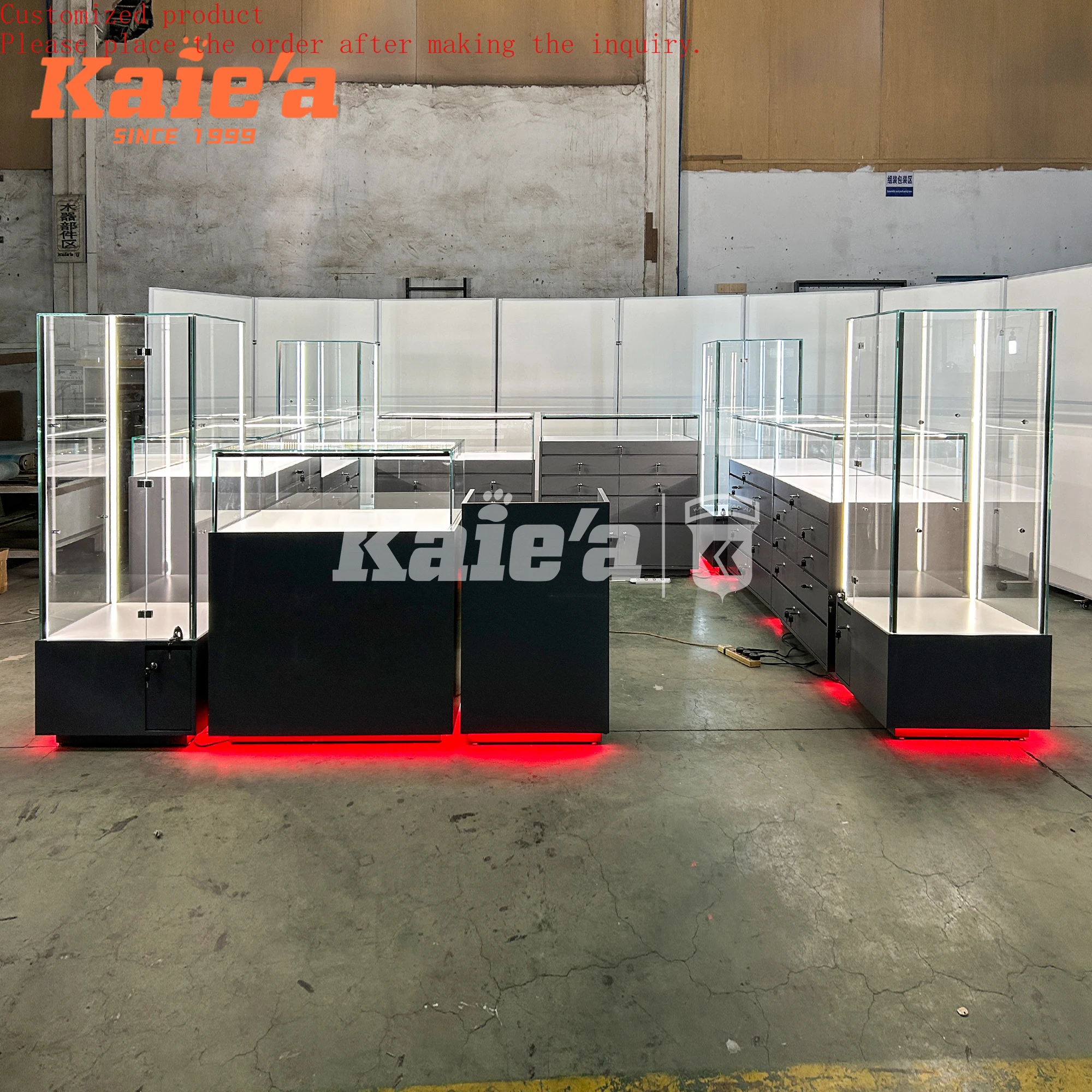 

Economic Full Vision Tempered Glass Showcase Display Case Wholesale Freestanding Style for Retail Shops