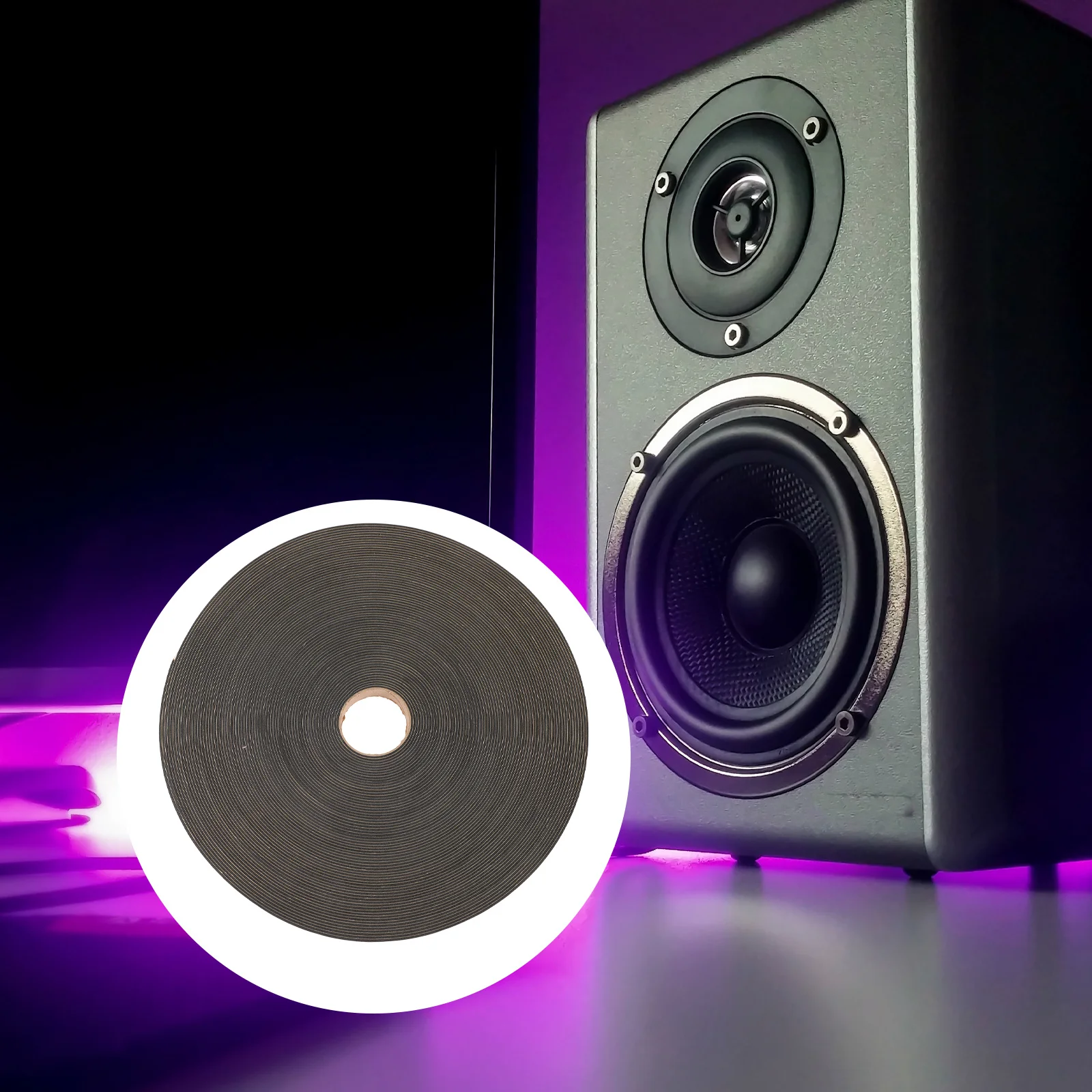 1 rotolo di striscia autoadesiva per porte e finestre, nastro in schiuma insonorizzata per l'isolamento degli spazi, striscia di tenuta in spugna per la casa