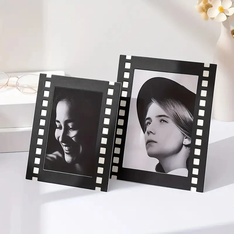 10 Film Photo Frames with Brackets European and American Classic Black and White Photos Cardboard Photo Frame Home Desktop Displ