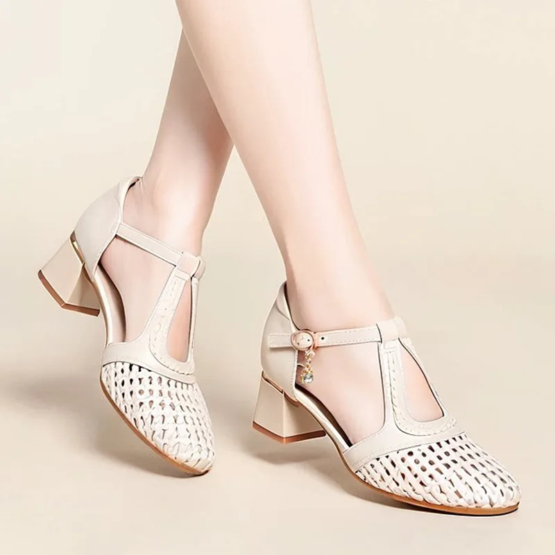 

Versatile Summer Hollow Out Womens Shoes Breathable Woven Closed Toe Chunky Heel Sandals Comfortable Mom Shoes Casual Daily Outd