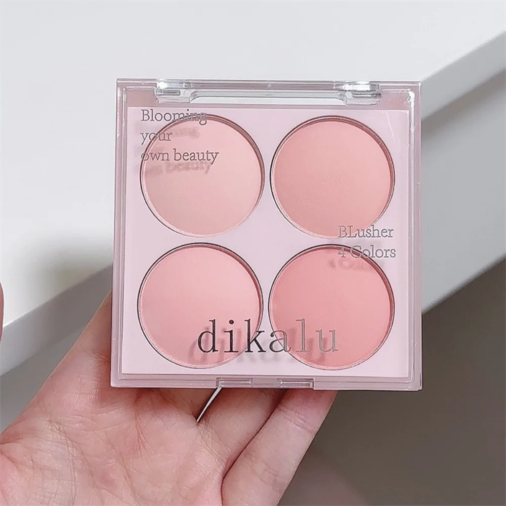 Nieuwe 4-kleuren Matte Blusher Matte Shimmer langdurige Poeder Blusher Gezicht Verhelderende Gezicht Verhelderende Poeder Cosmetica
