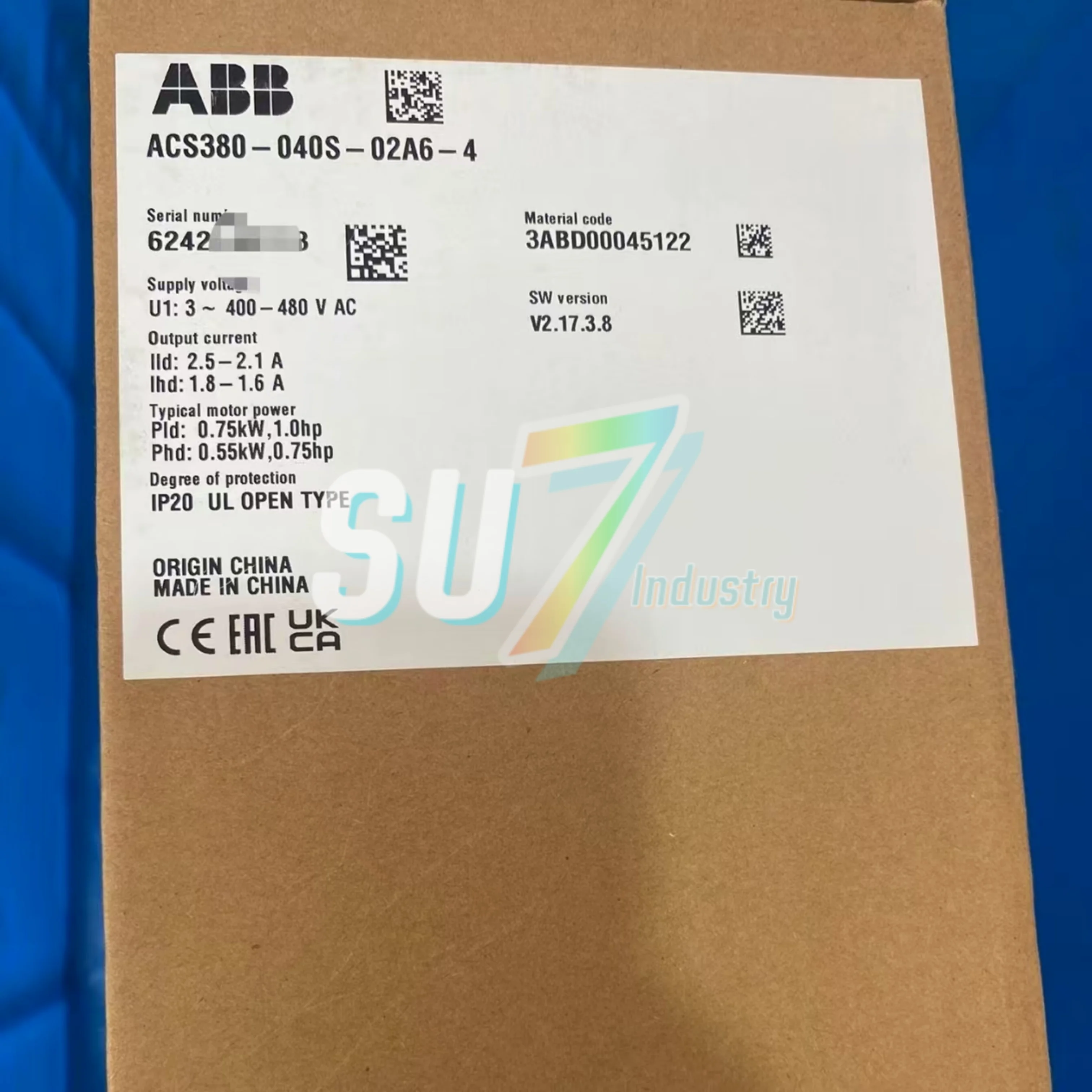

ACS380-040S-02A6-4 ACS380-040S-09A4-4 Преобразователь частоты новый на складе