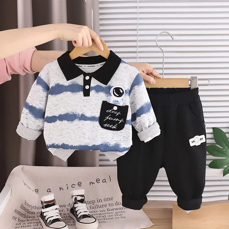 

Baby Boy Jogging Sets Spring Autumn Fashiona Striped Astronaut Turn-down Collar Pullover Tops and Pants Infant Christmas Outfit