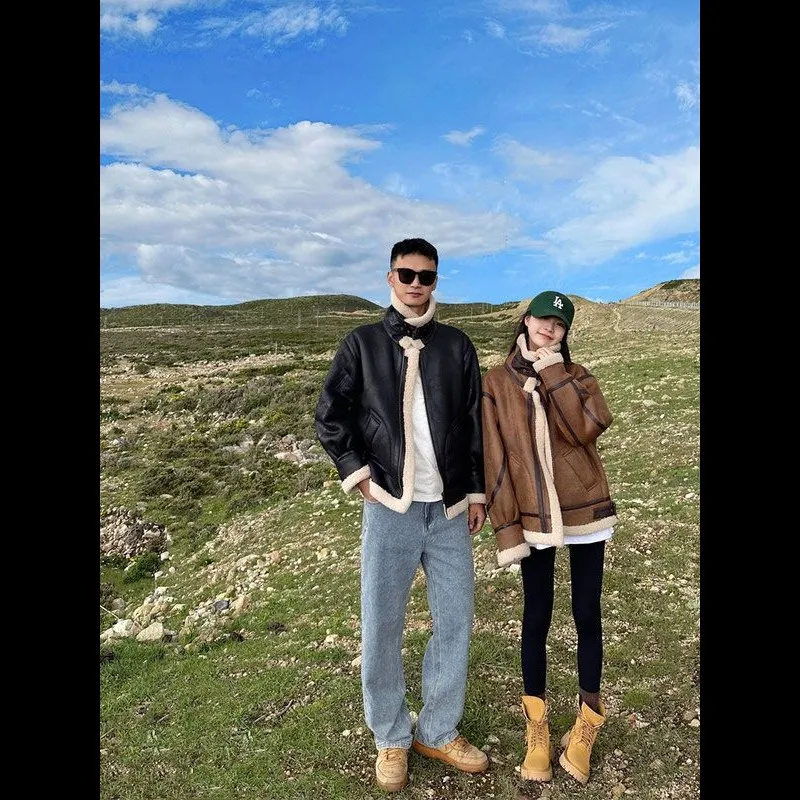 เสื้อโค้ทหนังแท้บุขนสำหรับผู้หญิง ไซส์เล็ก รุ่นใหม่ สำหรับฤดูใบไม้ร่วงและฤดูหนาว ให้ความรู้สึกหรูหรา