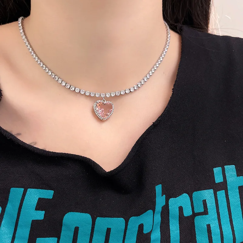 Pink Heart Pendant Necklace for Women Lovers Rhinestione Clavicle Chain Chocker Female Cute Crystal Moonstone Jewlery Gifts