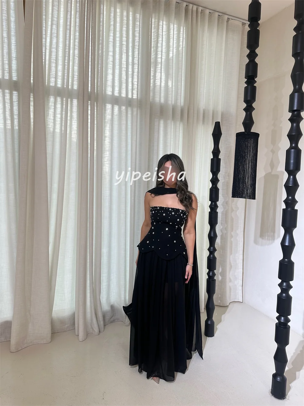 Aangepaste Sparkle Sexy Chiffon Plooi Strass Bloem A-lijn Strapless Lange Jurken Op maat gemaakte Gelegenheidsjurken Hoge kwaliteit