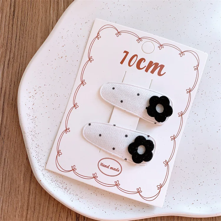 

Vintage BB Clips 2PCS Black White Polka Dot Floral Design Non-Slip Snap Clips for Children
