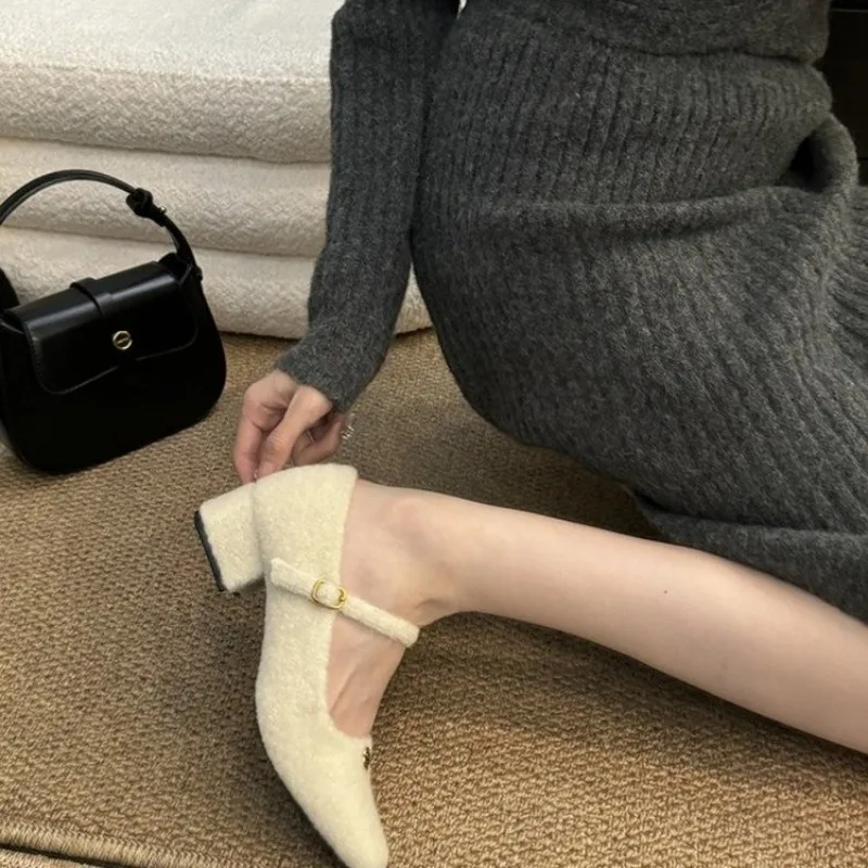 شتاء جديد بكعب المشمش 2025 جديد مع تنورة لطيف الفرنسية ماري جين حذا فردي للسيدات #2