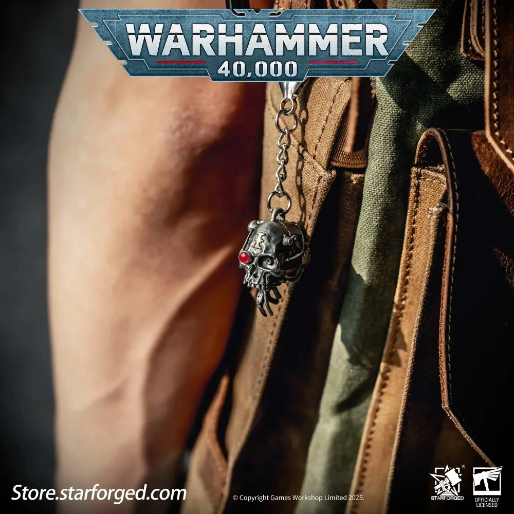 

Warhammer 40K Keychain Inquisition Servo Skull Starforged Pendant Exquisite Detail Collectible Game Accessory Gift Toy