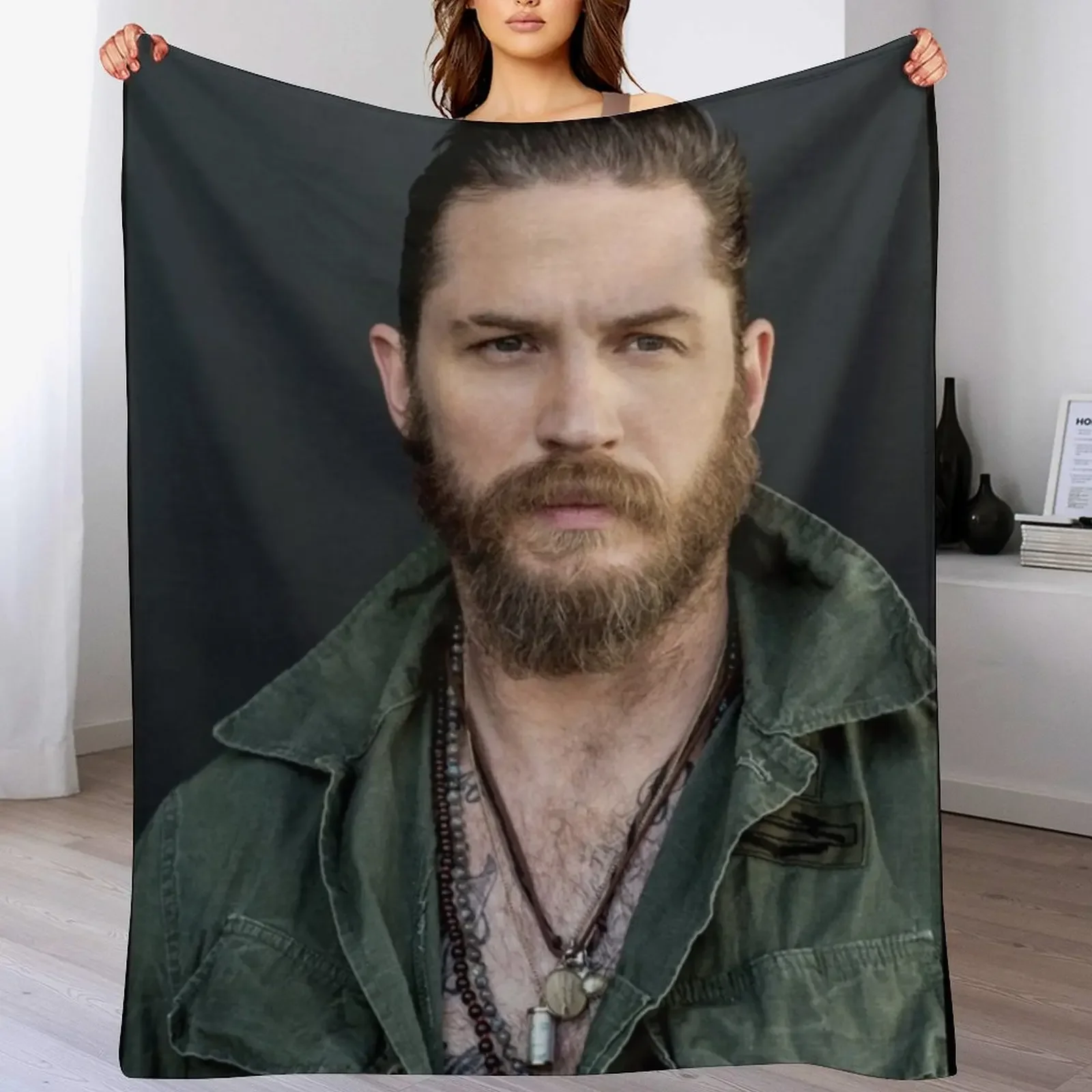 

HANDSOME T.HARDY Throw Blanket Soft Plush Blanket as Housewarming Gift