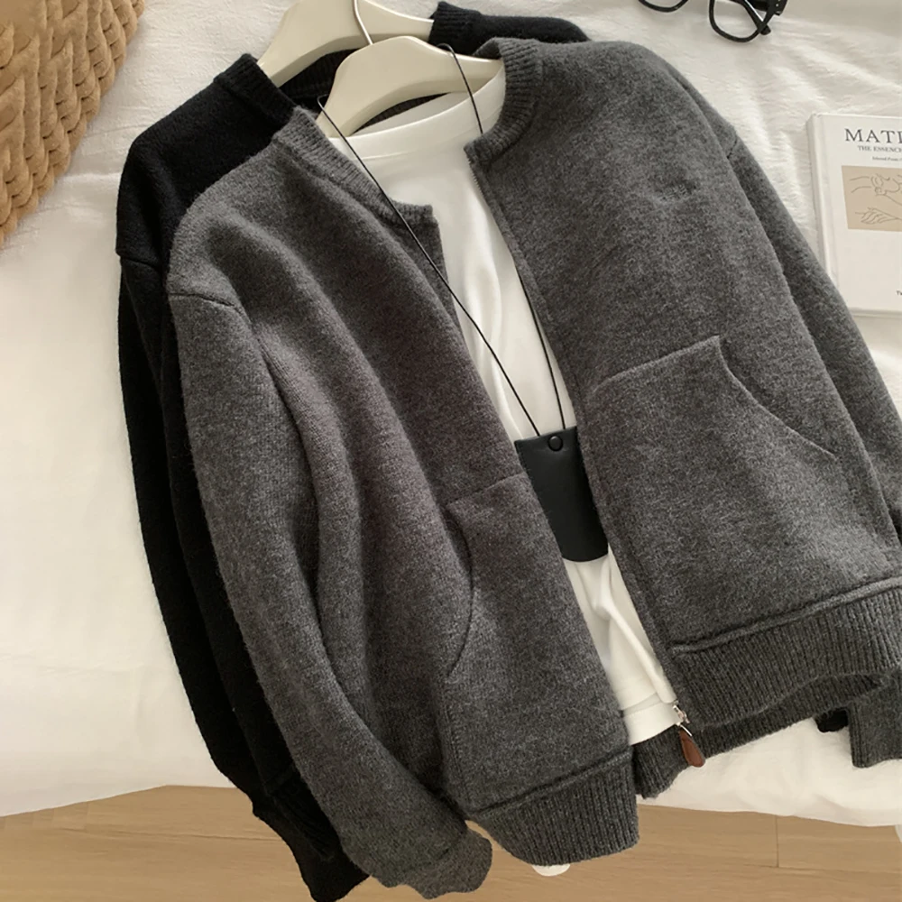 

Women's Casual Warm Sweater Cardigans Autumn Winter Simple Soft Solid Zipper O-Neck Knitted Outerwears All-Match Sweaters Coats