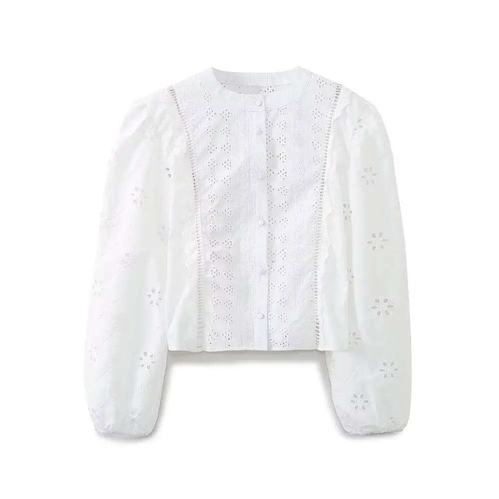 

2025 New Launch Women's Hollow Out Embroidery White Shirt Short Top Holiday Wind O-Neck Single Breasted Chic Blouse