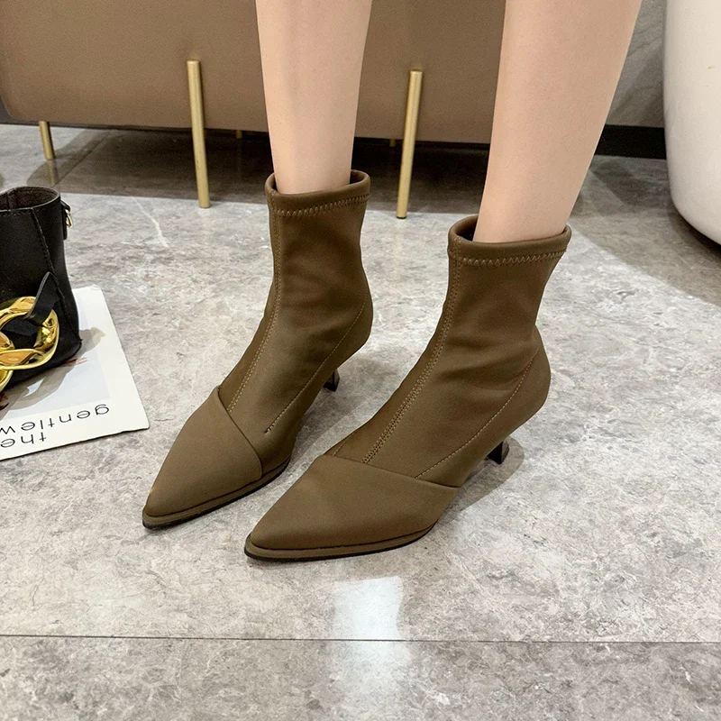 

Women‘s Designer Thin Heel Stretch Sock Boots 2023 Autumn Wniter Elegant High Heels Satin Pointed Toe Short Boots Women Shoes