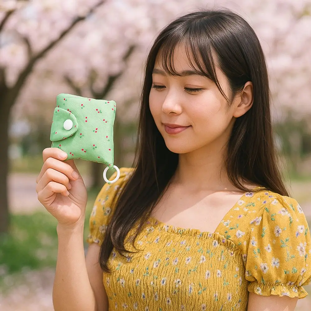 

Floral Print Quilted Cotton Coin Purse Large Capacity Multi-interlayers Small Makeup Lipstick Bag Japanese Style