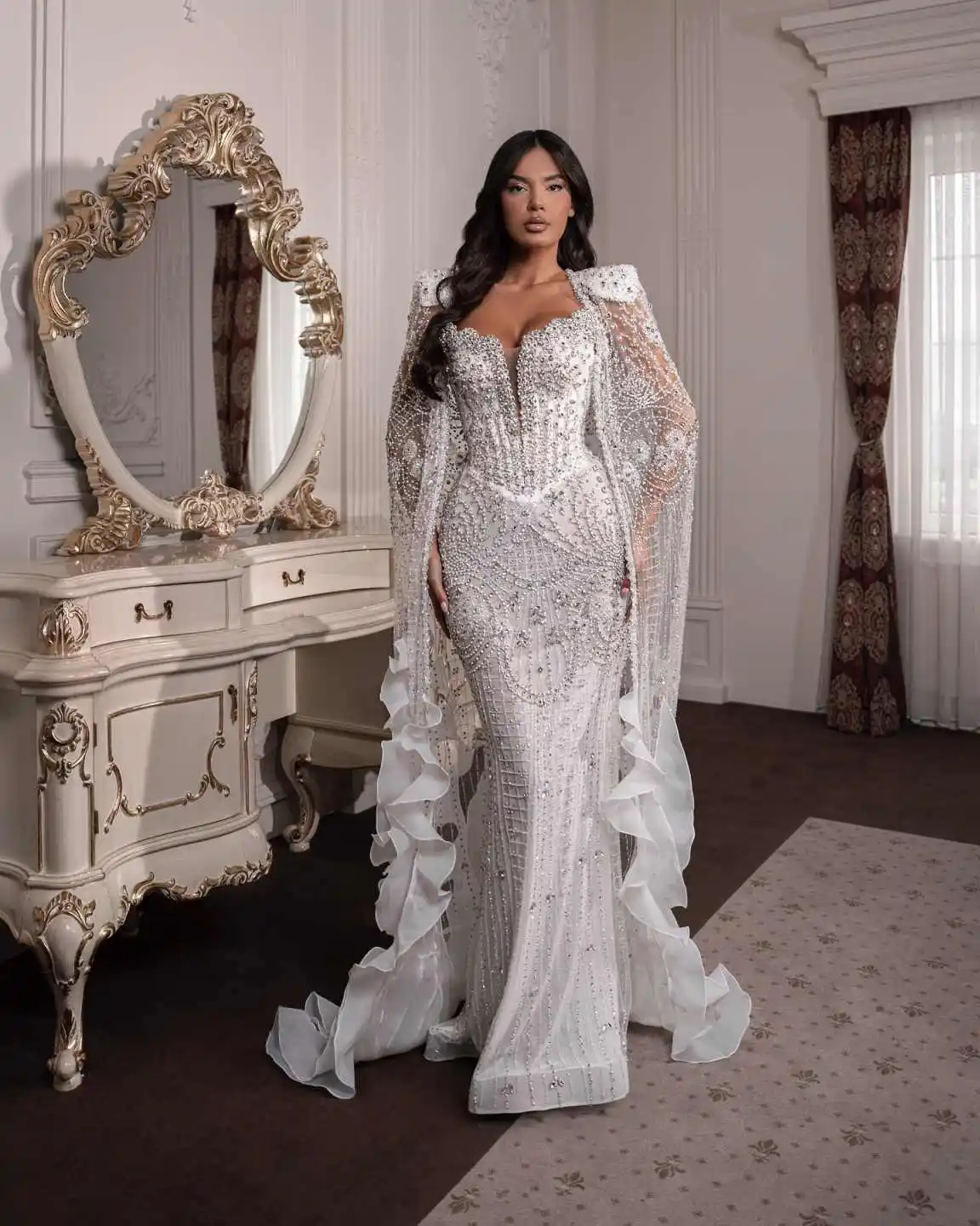 

Luxurious Beaded Lace Mermaid Wedding Dress Sexy Sleeveless Crystal Bridal Dress With Cape 2 Pieces Customized vestidos de novia