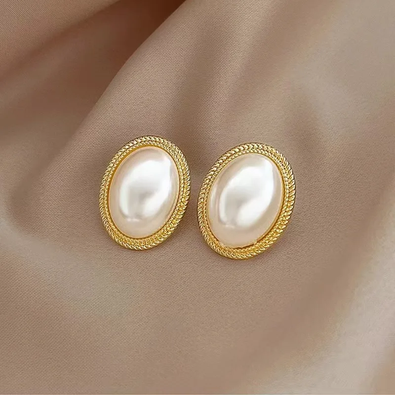 Elegant Gold/Black Color Frame White Imitation Pearl Oval Shaped Stud Earrings Classic Gala & Formal Gatherings Jewelry
