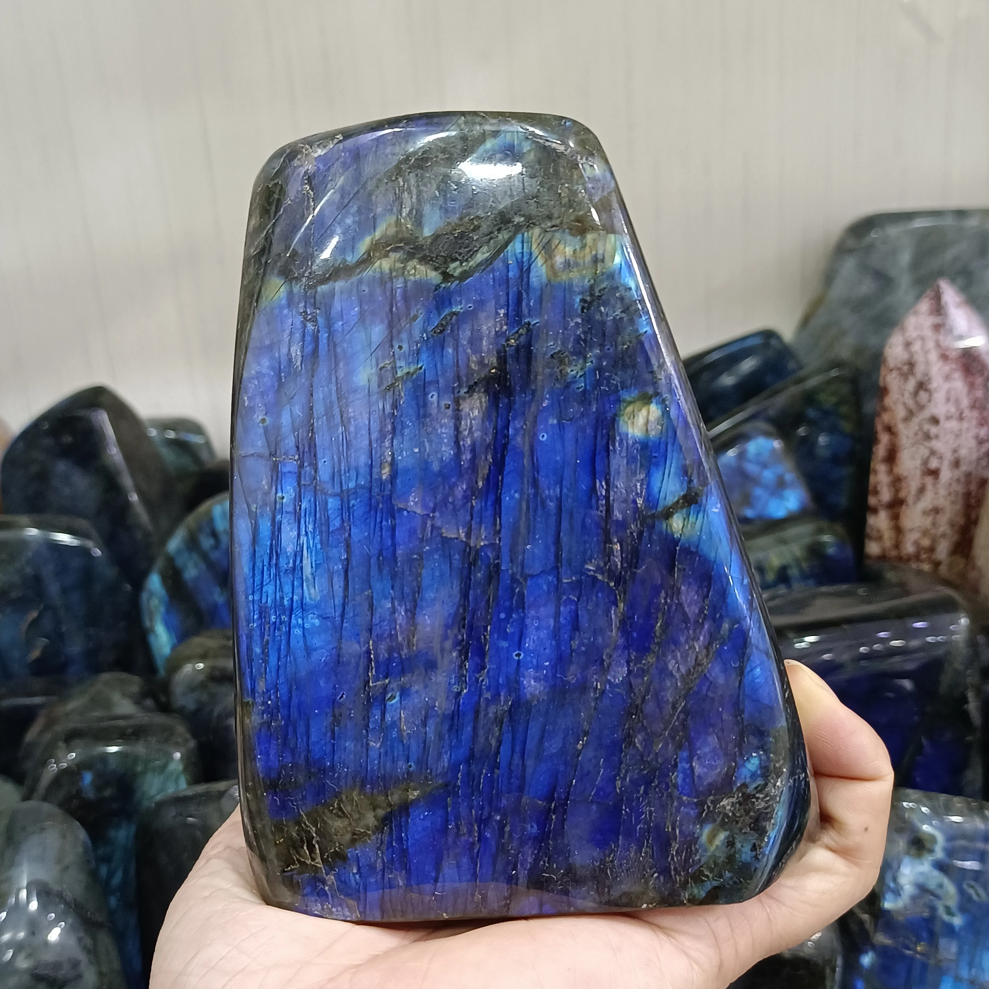 Huge Natural Labradorite Accompany Quartz Crystal Moonstone Decorate Mineral Healing Spirit Gem Home Office Degaussing Decoratio