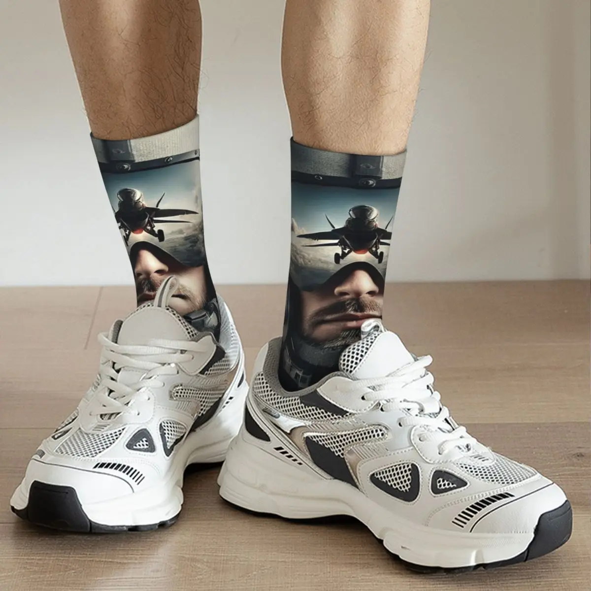 Kaus Kaki Maverick Film Tom Cruise Modern Top Gun Aksesori Stoking Super Lembut Harajuku Kaus Kaki Panjang untuk Hadiah Ulang Tahun Uniseks