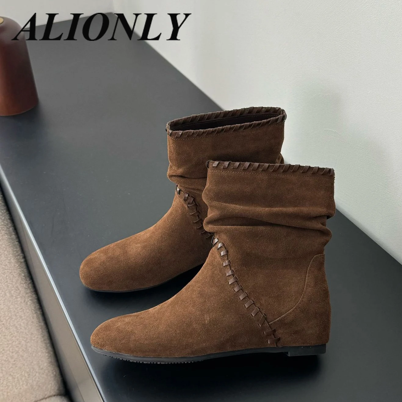 

Alionly 2026 New Pointed Toe Women Ankle Boots Fashion Zipper Thin Heels Shoes Autumn Winter Chelsea Short Booties