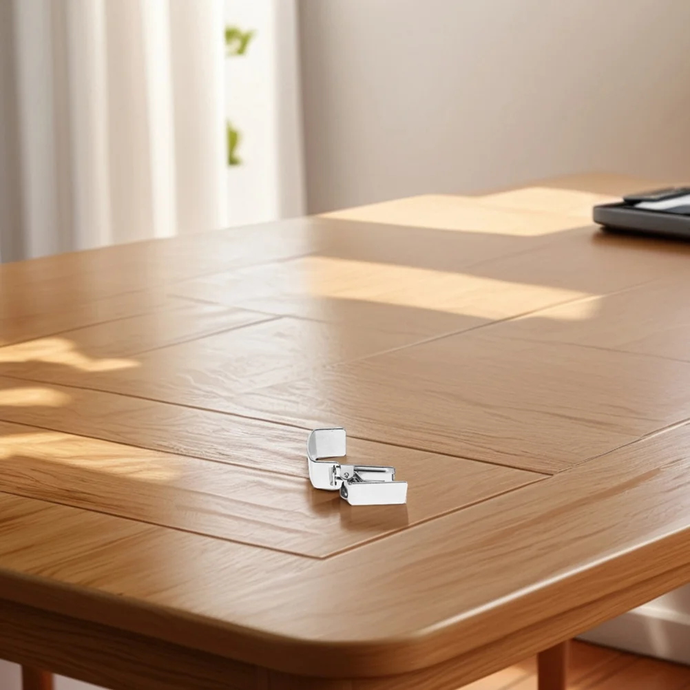 

3Pcs Metal Rug Clips Silver Curtain Holders for Wall Hanging Quilt Blanket Tapestry Display Rug Holder Clips for Hanging