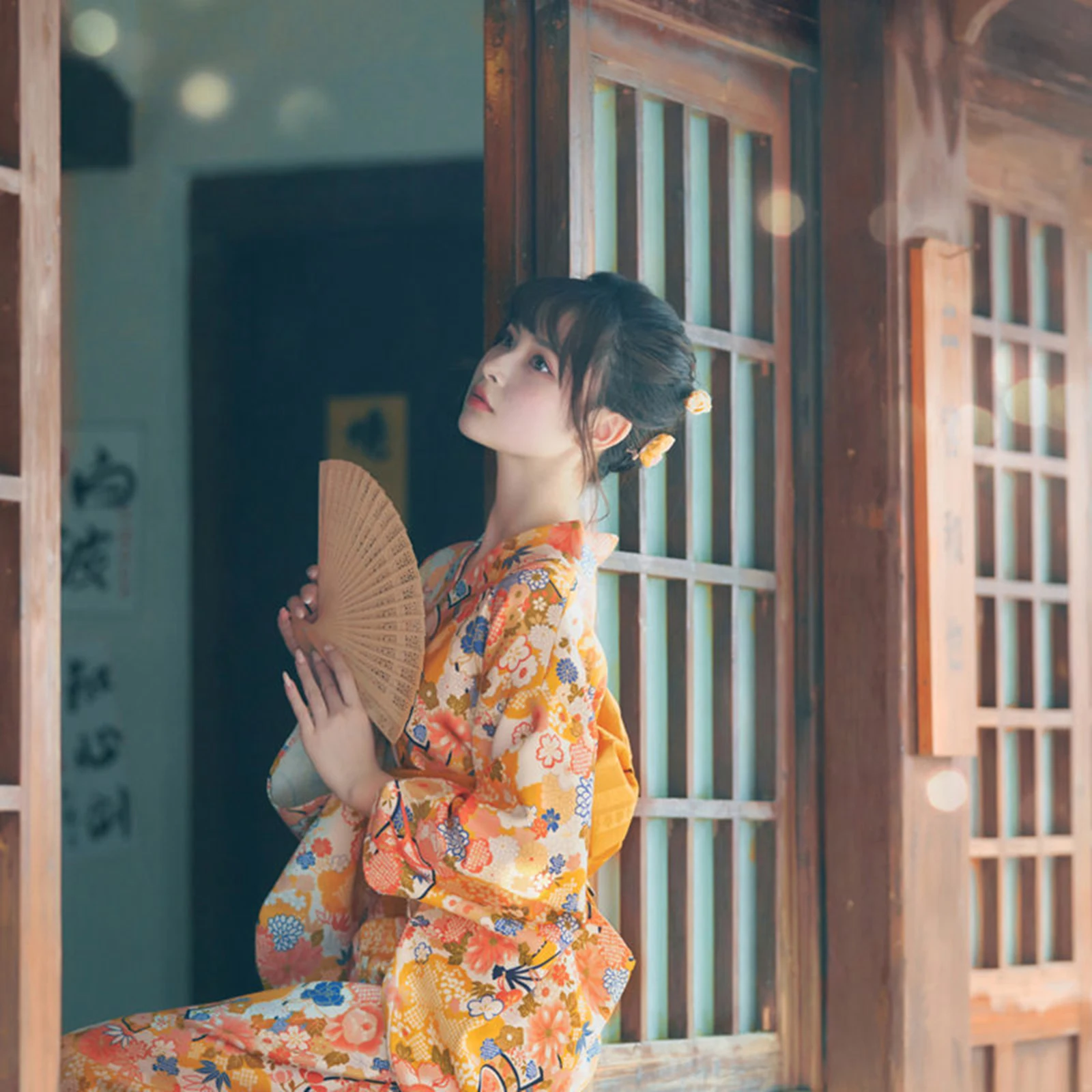 女性のための日本の伝統的なロング着物、軽量のバスローブ、yukata、ファンシードレス、ホームフェスティバル、ステージパフォーマンス、ハロウィーン