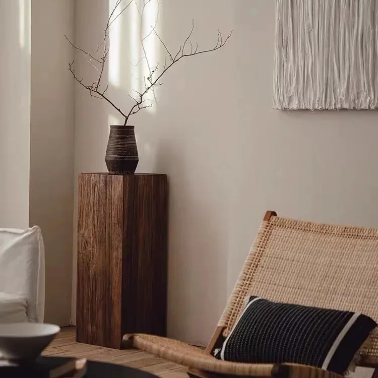 Square wooden pier low stool log hotel ornament combination coffee table solid wood pier stump wooden stool wabi sandy wind shoe
