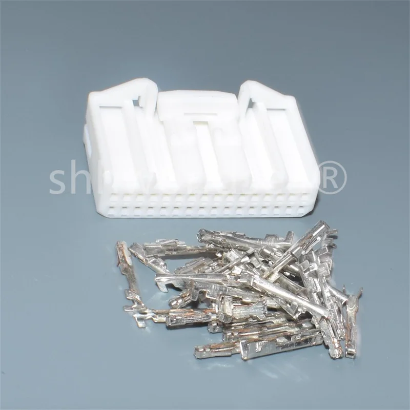 Shhworldsea 32 دبوس 0.7 مللي متر سيارة أنثى ذكر موصل التوصيل الإسكان المقبس دون محطة 1318747-1 لنيسان #3