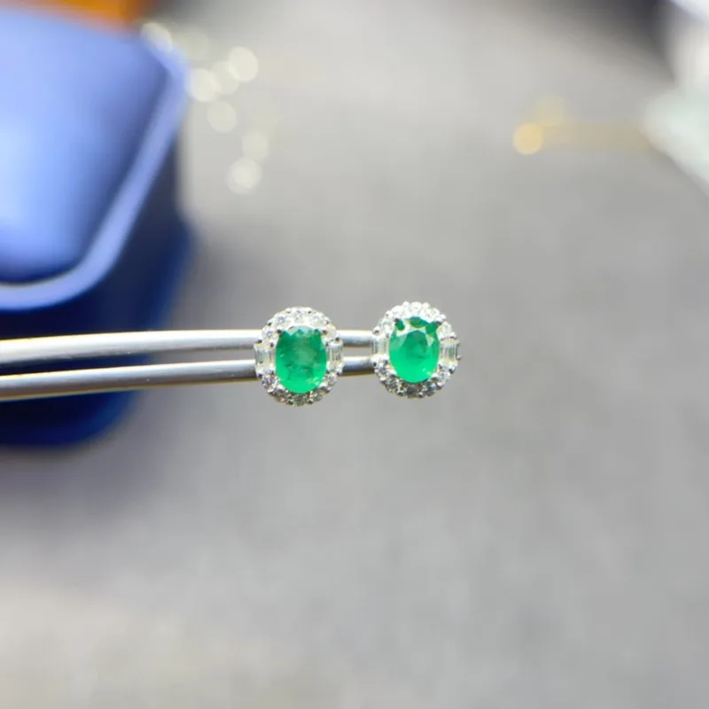 Real Natural Emerald Earrings Sterling 925 Silver Elegant Fine Jewelry for Women Lady Party Wedding Gift