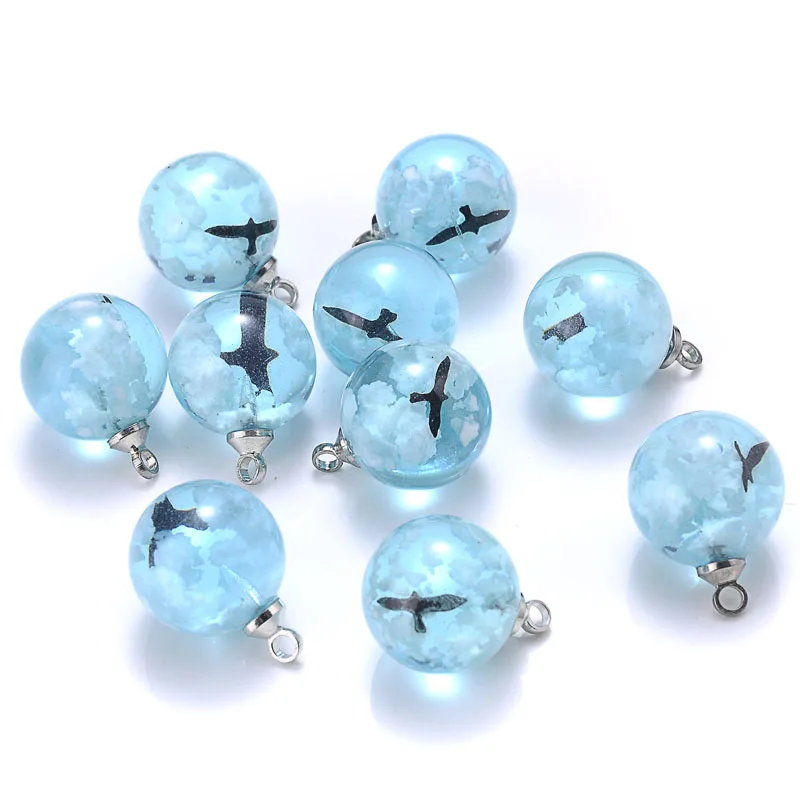 10 Pcs Chic Transparent Resin Round Ball Pendant Necklace Blue Sky Clouds Birds Charms for Jewelry Making Necklace Accessories
