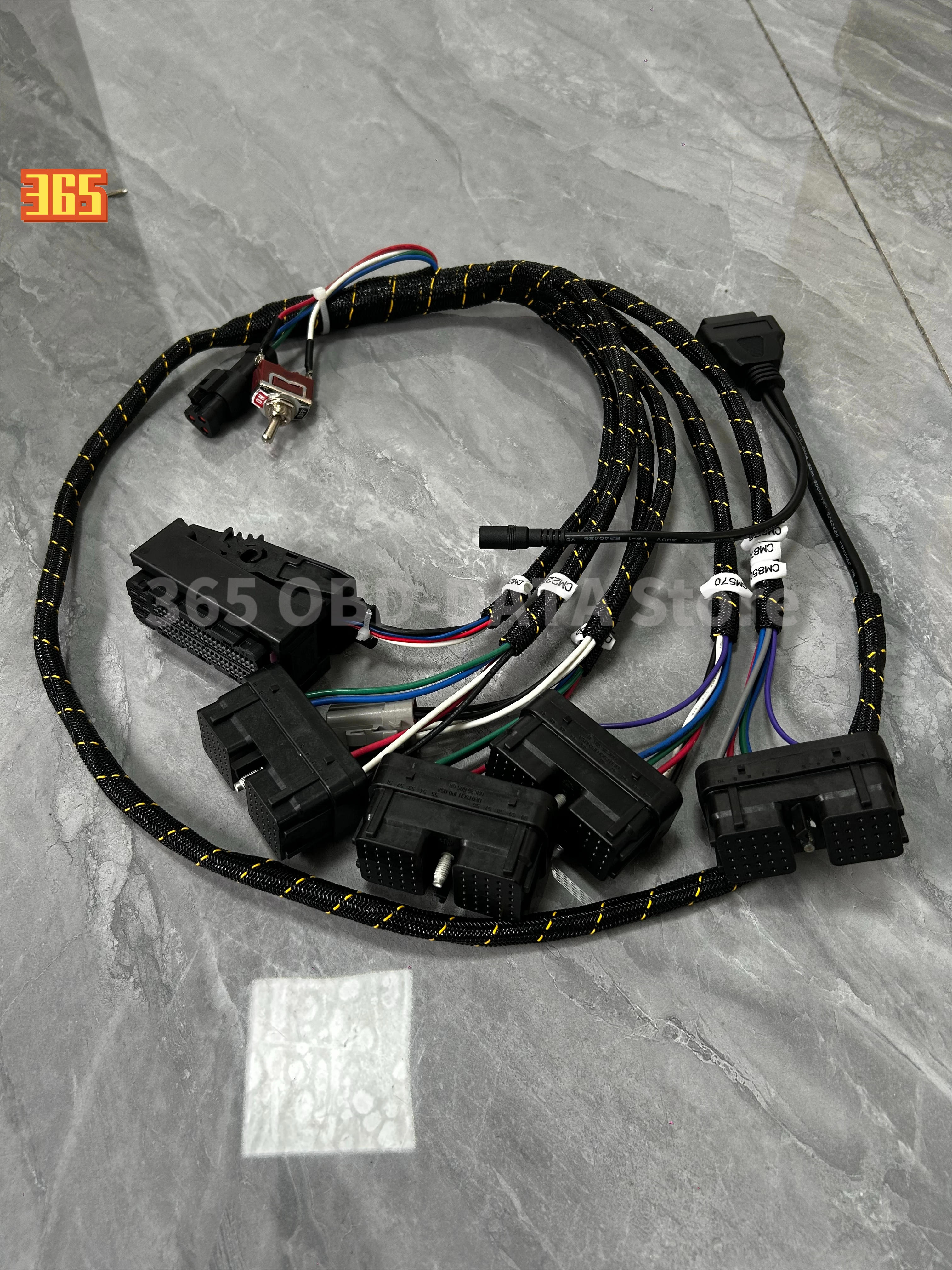 

Диагностический кабель-жгут для дизельных двигателей Cummins (CM570, CM870, CM850, CM876, CM2150, CM2250) для программирования и диагностики