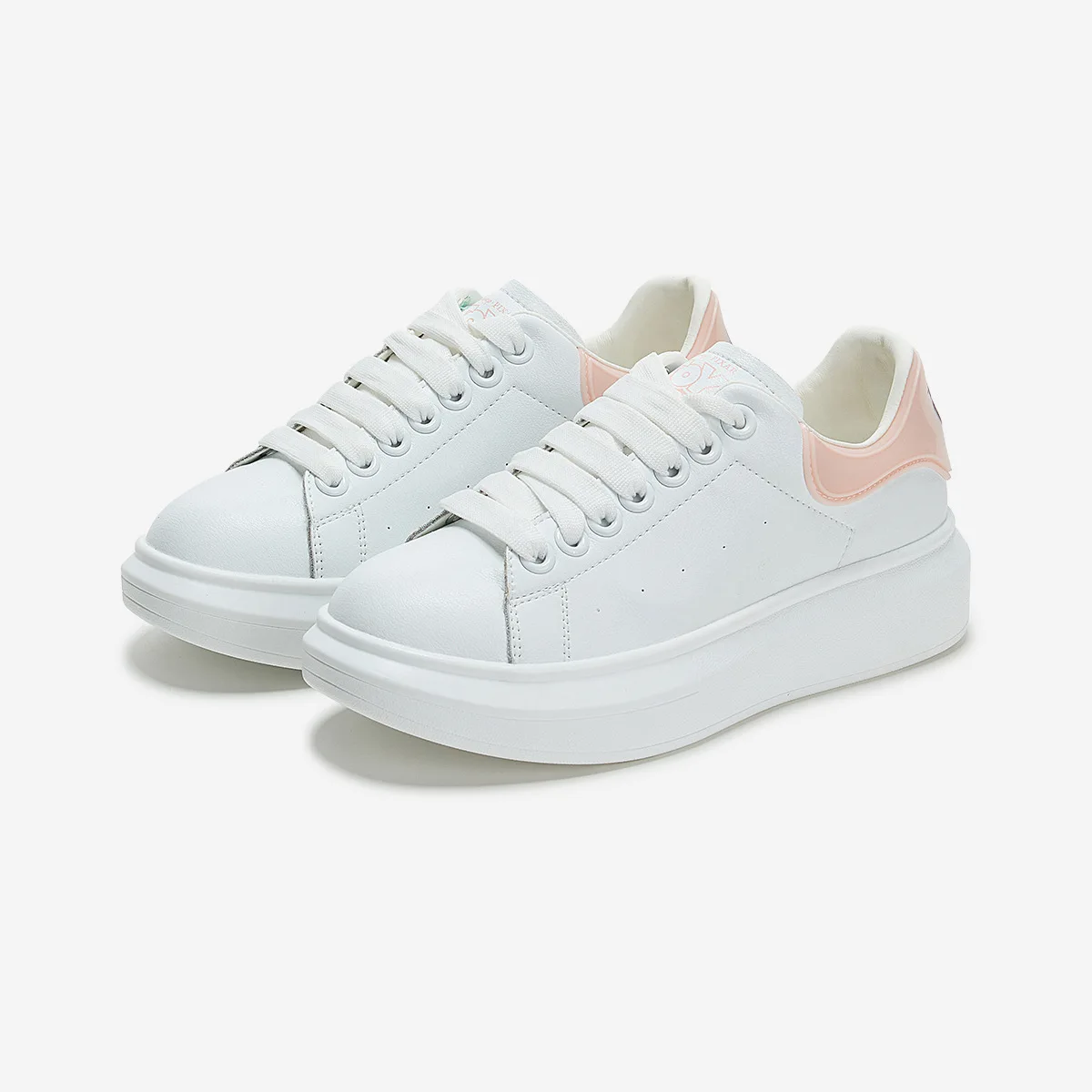 Sepatu Disney Strawberry Bear 2025 - Sneakers Platform untuk Gadis Besar, Sol Tebal & Desain yang Modis