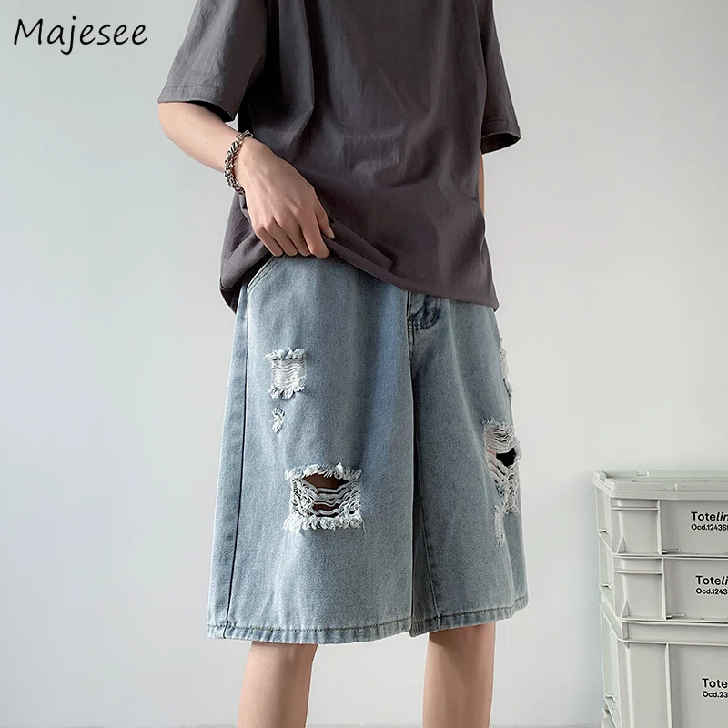 Shorts Men Summer Newly Loose Hole Chic Solid Simple All-match Knee-length Trouser Fashion Teens Streetwear Daily Popular Youth