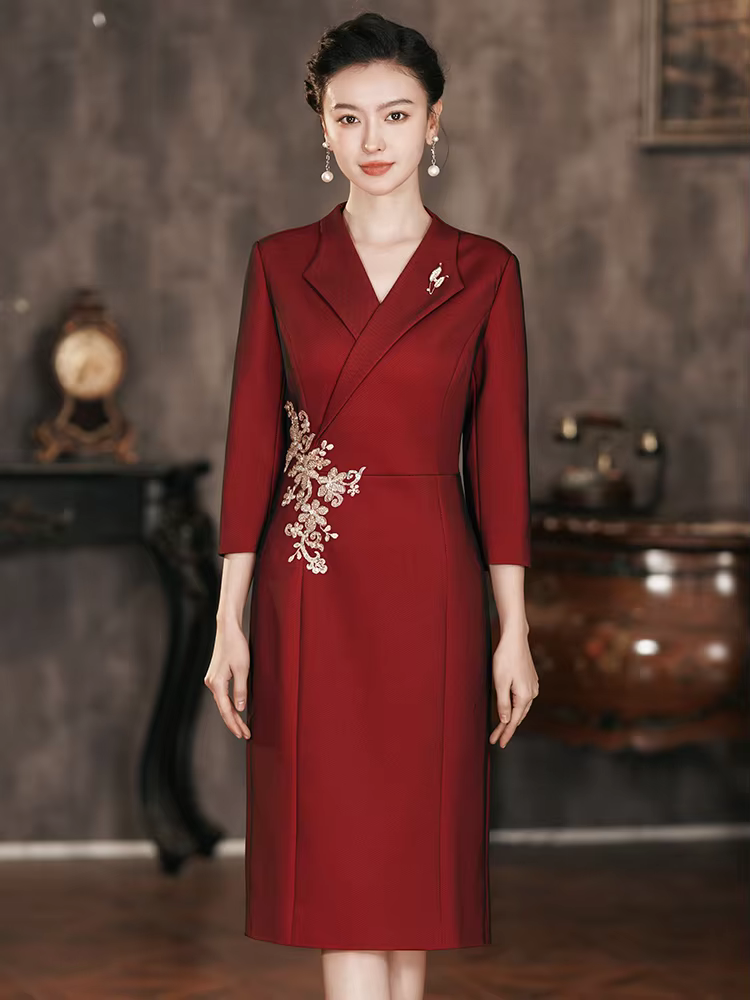 

Elegant plus Size Wedding Guest Dress for Mom Happy Grandma Spring Autumn Wearable Composite Fabric Fitting Mid-Length Skirt