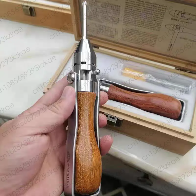

Replica Ratchet Screwdriver Set - Semi-Auto Reversible Lever with 5 Bits + 9 Sockets, Wooden Handle (4mm/6.35mm)